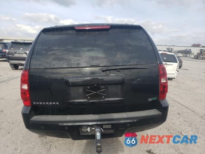 Zdjęcie 6 z 14 samochodu: 2007 CHEVROLET SUBURBAN K1500 VIN:3GNFK16397G261572 - miniatura