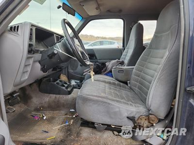 Zdjęcie 7 z 13 samochodu: 1994 FORD RANGER SUPER CAB VIN:1FTCR14X2RPB09371 - miniatura
