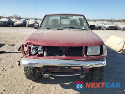 Piąte zdjęcie samochodu w środku: 1998 NISSAN FRONTIER XE VIN:1N6DD21Y4WC354131 - miniatura