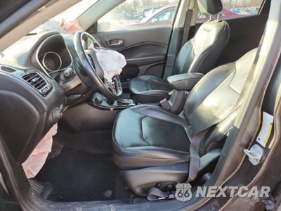 Zdjęcie 7 z 15 samochodu: 2019 JEEP COMPASS LIMITED VIN:3C4NJDCBXKT791621 - miniatura