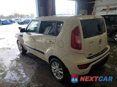 Drugie zdjęcie samochodu z przodu: 2013 KIA SOUL + VIN:KNDJT2A64D7547862 - miniatura