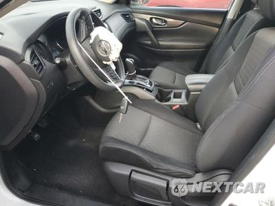 Zdjęcie 7 z 12 samochodu: 2017 NISSAN ROGUE S VIN:JN8AT2MV9HW015039 - miniatura