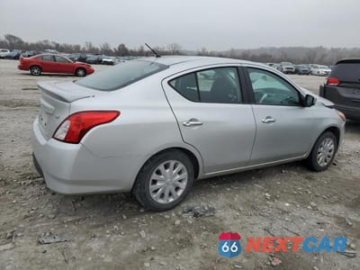 Trzecie zdjęcie samochodu z tyłu: 2019 NISS VERSA S VIN:3N1CN7APXKL839374 - miniatura