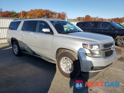Czwarte zdjęcie samochodu z boku: 2019 CHEVROLET SUBURBAN K1500 LT VIN:1GNSKHKC2KR392509 - miniatura