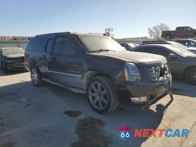 Czwarte zdjęcie samochodu z boku: 2008 CADILLAC ESCALADE ESV VIN:1GYFK66828R134773 - miniatura
