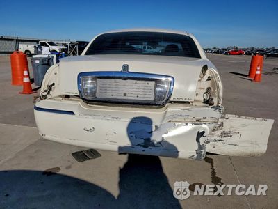 Zdjęcie 6 z 14 samochodu: 2007 LINCOLN TOWN CAR SIGNATURE VIN:1LNHM81V87Y605102 - miniatura