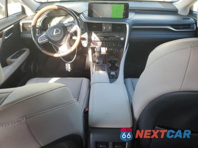 Zdjęcie 8 z 12 samochodu: 2020 LEXUS RX 350 L VIN:JTJHZKFA8L2024315 - miniatura