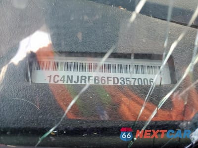 Zdjęcie 13 z 13 samochodu: 2015 JEEP PATRIOT LATITUDE VIN:1C4NJRFB6FD357006 - miniatura
