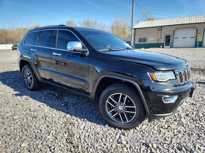 Czwarte zdjęcie samochodu z boku: 2017 JEEP GRAND CHEROKEE LIMITED VIN:1C4RJFBG0HC861657 - miniatura