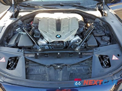 Zdjęcie 11 z 13 samochodu: 2010 BMW 750 LI XDRIVE VIN:WBAKC8C53AC430074 - miniatura