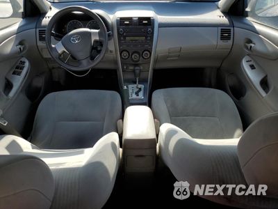 Zdjęcie 8 z 12 samochodu: 2010 TOYOTA COROLLA BASE VIN:2T1BU4EE0AC244151 - miniatura