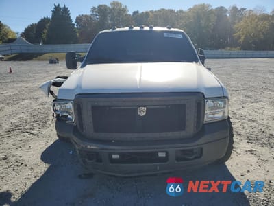 Piąte zdjęcie samochodu w środku: 2005 FORD F250 SUPER DUTY VIN:1FTSW20P45EA59224 - miniatura