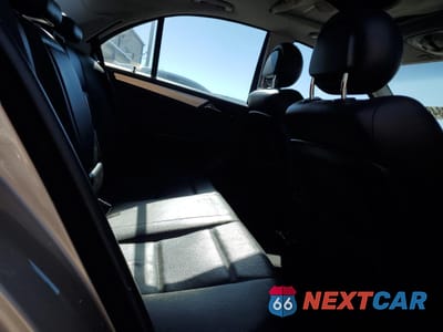 Zdjęcie 10 z 12 samochodu: 2005 MERCEDES-BENZ C 230K SPORT SEDAN VIN:WDBRF40J65F672542 - miniatura