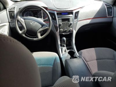 Zdjęcie 8 z 12 samochodu: 2013 HYUNDAI SONATA GLS VIN:5NPEB4AC4DH652855 - miniatura
