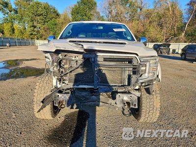 Piąte zdjęcie samochodu w środku: 2019 FORD F150 SUPERCREW VIN:1FTEW1E59KFC49721 - miniatura