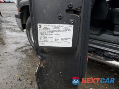 Zdjęcie 12 z 13 samochodu: 2001 CHEVROLET SILVERADO K1500 VIN:1GCEK19T91E117003 - miniatura