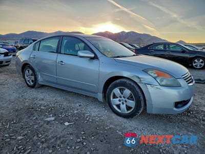 Czwarte zdjęcie samochodu z boku: 2008 NISSAN ALTIMA 2.5 VIN:1N4AL21E48N532700 - miniatura