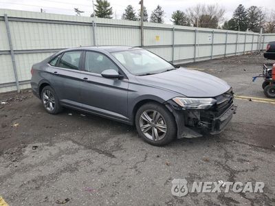 Czwarte zdjęcie samochodu z boku: 2024 VOLKSWAGEN JETTA SE VIN:3VW7M7BU5RM039508 - miniatura