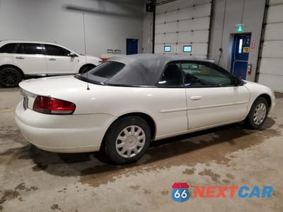 Trzecie zdjęcie samochodu z tyłu: 2004 CHRYSLER SEBRING LX VIN:1C3EL45R34N123445 - miniatura