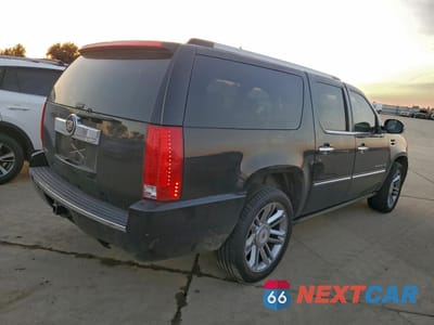 Trzecie zdjęcie samochodu z tyłu: 2013 CADILLAC ESCALADE ESV PLATINUM VIN:1GYS4KEF5DR156326 - miniatura