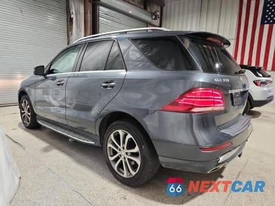 Drugie zdjęcie samochodu z przodu: 2016 MERCEDES-BENZ GLE 350 4MATIC VIN:4JGDA5HB8GA700916 - miniatura