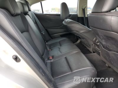 Zdjęcie 10 z 13 samochodu: 2021 LEXUS ES 250 BASE VIN:58AD11D13MU007972 - miniatura