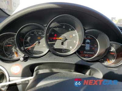 Zdjęcie 9 z 12 samochodu: 2014 PORSCHE CAYENNE VIN:WP1AA2A24ELA96605 - miniatura