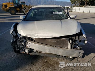 Piąte zdjęcie samochodu w środku: 2017 NISSAN ALTIMA 2.5 VIN:1N4AL3AP1HC182929 - miniatura