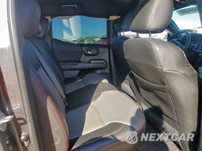 Zdjęcie 10 z 13 samochodu: 2021 TOYOTA TACOMA DOUBLE CAB VIN:5TFCZ5AN3MX273876 - miniatura