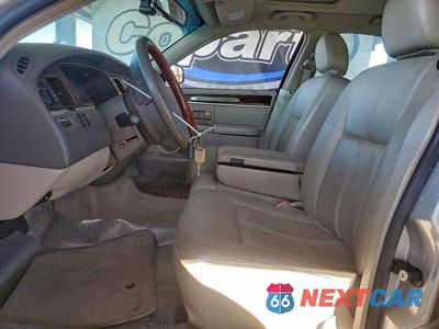 Zdjęcie 7 z 12 samochodu: 2007 LINCOLN TOWN CAR SIGNATURE LIMITED VIN:1LNHM82V57Y639691 - miniatura
