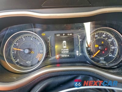 Zdjęcie 9 z 13 samochodu: 2015 JEEP CHEROKEE LATITUDE VIN:1C4PJLCB8FW683310 - miniatura