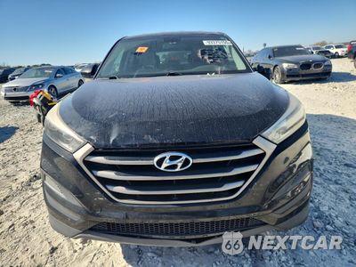 Piąte zdjęcie samochodu w środku: 2016 HYUNDAI TUCSON SE VIN:KM8J23A40GU242495 - miniatura