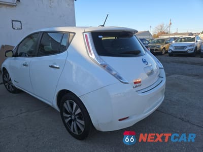 Trzecie zdjęcie samochodu z tyłu: 2015 NISSAN LEAF S VIN:1N4AZ0CP3FC321630 - miniatura