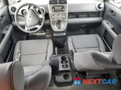 Zdjęcie 8 z 13 samochodu: 2003 HONDA ELEMENT EX VIN:5J6YH28523L042142 - miniatura