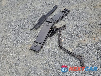 Zdjęcie 13 z 14 samochodu: 2025 GMC HUMMER SUV 3X VIN:1GKB0RDC8SU101756 - miniatura