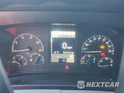 Zdjęcie 8 z 10 samochodu: 2019 FREIGHTLINER CASCADIA 126 VIN:3AKJHHDR1KSKB4817 - miniatura