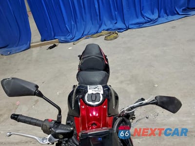 Piąte zdjęcie samochodu w środku: 2024 KAWASAKI ER650 N VIN:ML5EREN17RDAB4907 - miniatura