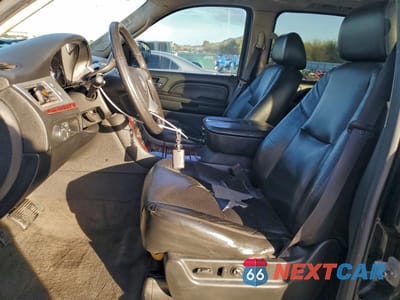 Zdjęcie 7 z 13 samochodu: 2008 CADILLAC ESCALADE ESV VIN:1GYFK66858R181294 - miniatura