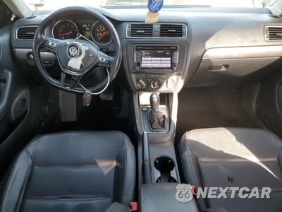 Zdjęcie 8 z 14 samochodu: 2015 VOLKSWAGEN JETTA SE VIN:3VWD17AJ7FM275043 - miniatura