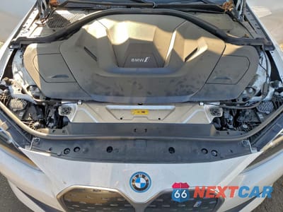 Zdjęcie 11 z 12 samochodu: 2023 BMW I4 EDRIVE 35 VIN:WBY43AW0XPFR34551 - miniatura