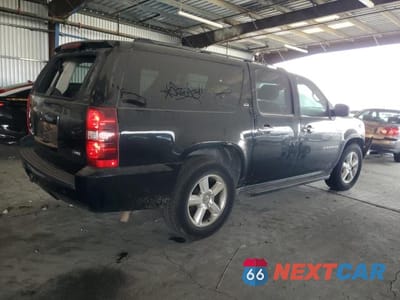 Trzecie zdjęcie samochodu z tyłu: 2007 CHEVROLET SUBURBAN C1500 VIN:3GNFC16067G214518 - miniatura