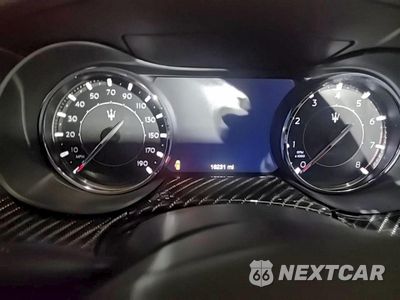 Zdjęcie 9 z 12 samochodu: 2022 MASERATI QUATTROPORTE MODENA VIN:ZAM56YRM3NX400590 - miniatura