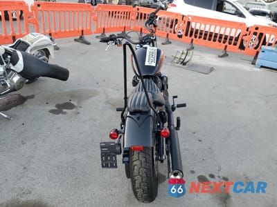 Czwarte zdjęcie samochodu z boku: 2023 HARLEY-DAVIDSON FXBBS VIN:1HD1YYK29PB042514 - miniatura