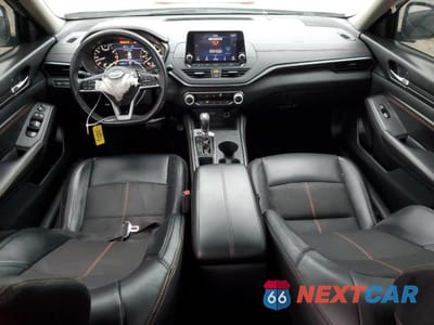 Zdjęcie 8 z 13 samochodu: 2019 NISSAN ALTIMA SR VIN:1N4BL4CV1KC125739 - miniatura