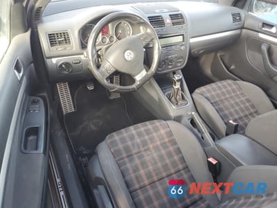 Zdjęcie 8 z 12 samochodu: 2007 VOLKSWAGEN NEW GTI VIN:WVWEV71K37W094740 - miniatura