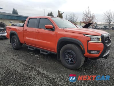 Czwarte zdjęcie samochodu z boku: 2025 NISSAN FRONTIER SV VIN:1N6ED1FKXSN627512 - miniatura