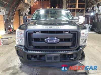 Piąte zdjęcie samochodu w środku: 2016 FORD F350 SUPER DUTY VIN:1FT8W3B63GEC85519 - miniatura