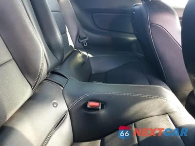Zdjęcie 10 z 13 samochodu: 2022 FORD MUSTANG VIN:1FA6P8TH5N5101525 - miniatura