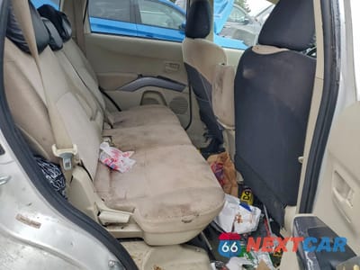 Zdjęcie 11 z 13 samochodu: 2007 MITSUBISHI OUTLANDER LS VIN:JA4MT31X57Z008603 - miniatura