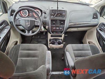 Zdjęcie 8 z 13 samochodu: 2016 DODGE GRAND CARAVAN SE VIN:2C4RDGBG3GR163823 - miniatura